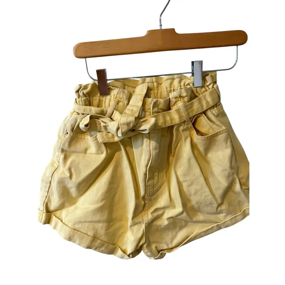 Vintage 90s Paper bag waist denim shorts Yellow